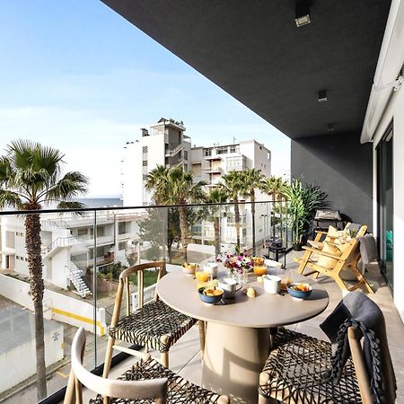 Stylish Modern Beachside Apartment With Pool & Seaview Quarteira Luaran gambar